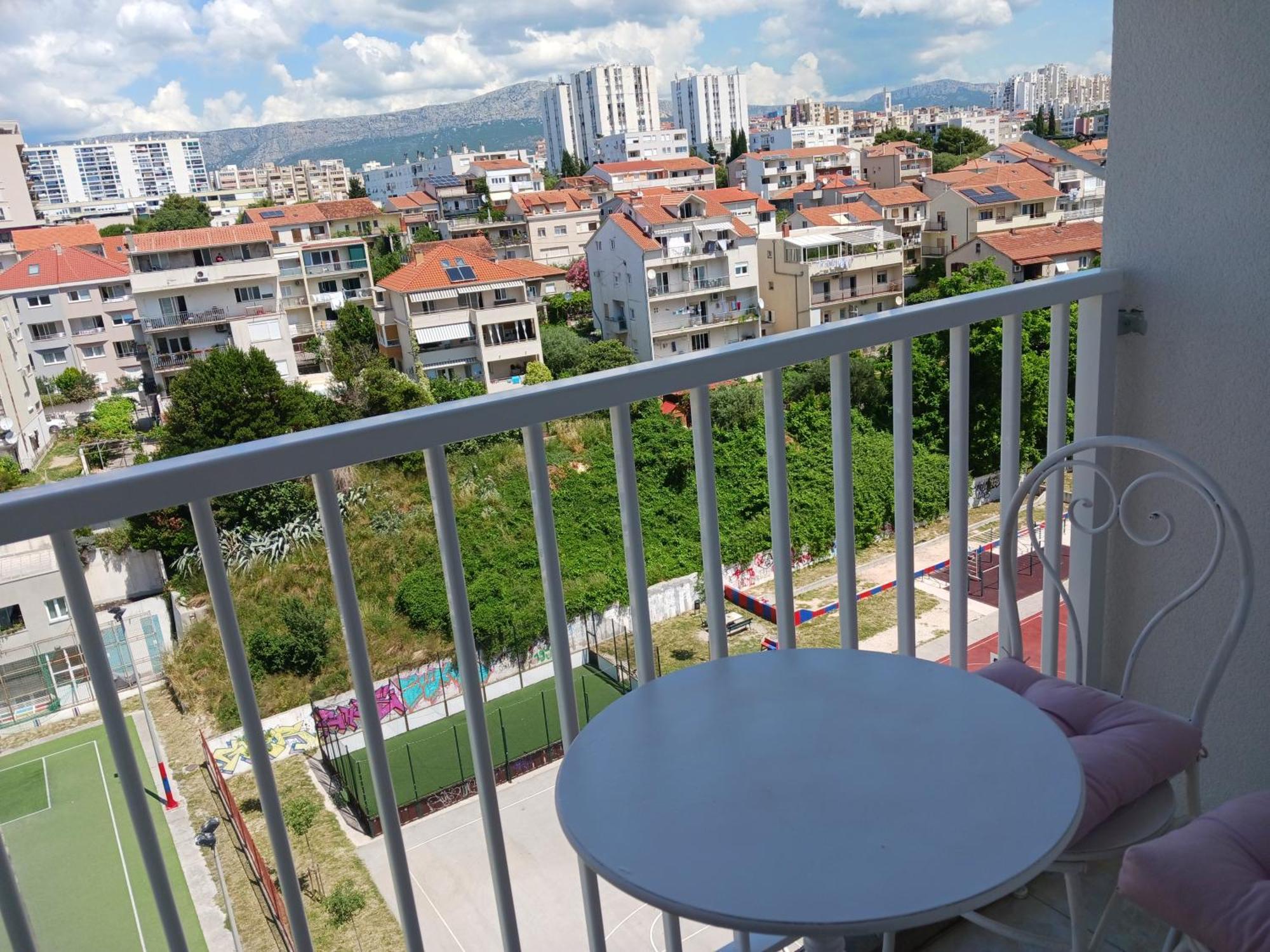 Apartment Magical View Split
